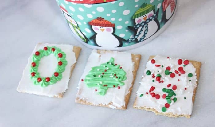 Christmas Frosted Graham Crackers