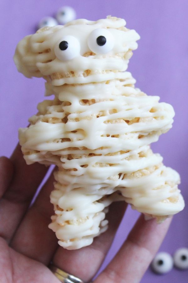 rice krispie mummy treats