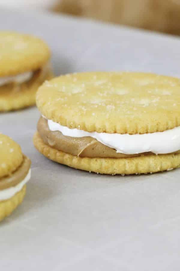 ritz crackers with peanut butter filling and marshmallow cream