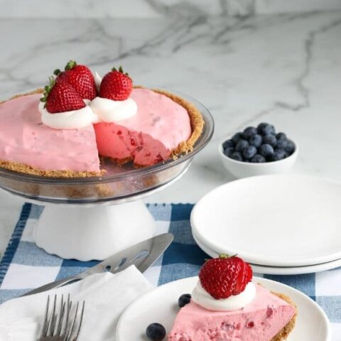 Quick And Easy Strawberry Jello Pie Recipe • Bake Me Some Sugar