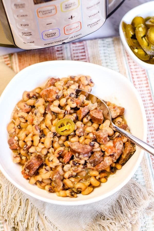 Spicy Instant Pot Black Eyed Peas Recipe • Bake Me Some Sugar