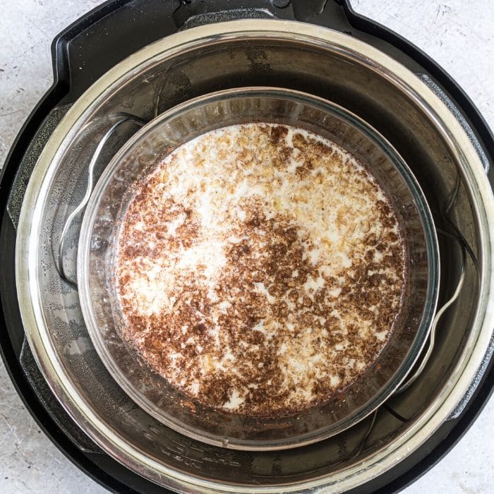 pot in pot oatmeal in an Instant Pot 