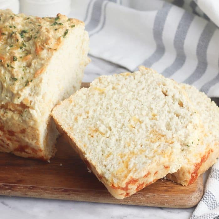 Easy Garlic Cheddar Beer Bread Recipe • Bake Me Some Sugar