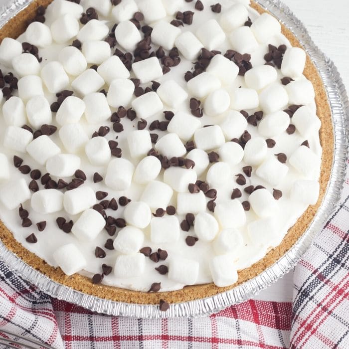 smores pie in a pie pan 