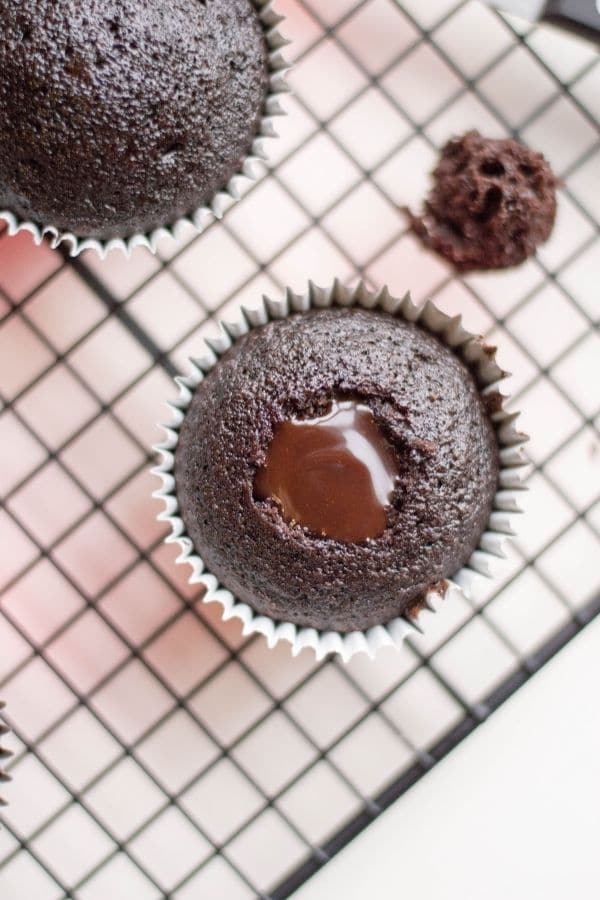 chocolate filled cupcakes