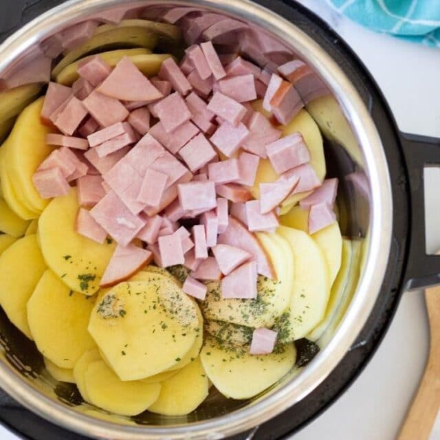 Instant Pot Scalloped Potatoes and Ham Recipe • Bake Me Some Sugar