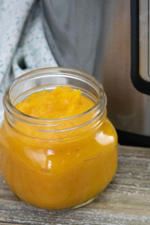 pumpkin puree in a jar 