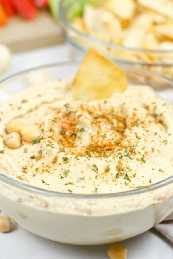 bowl of hummus