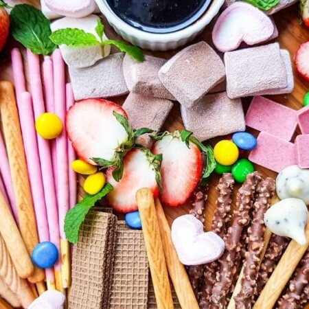 dessert board for valentine's day