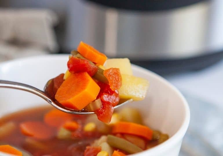 Instant Pot Vegetable Soup