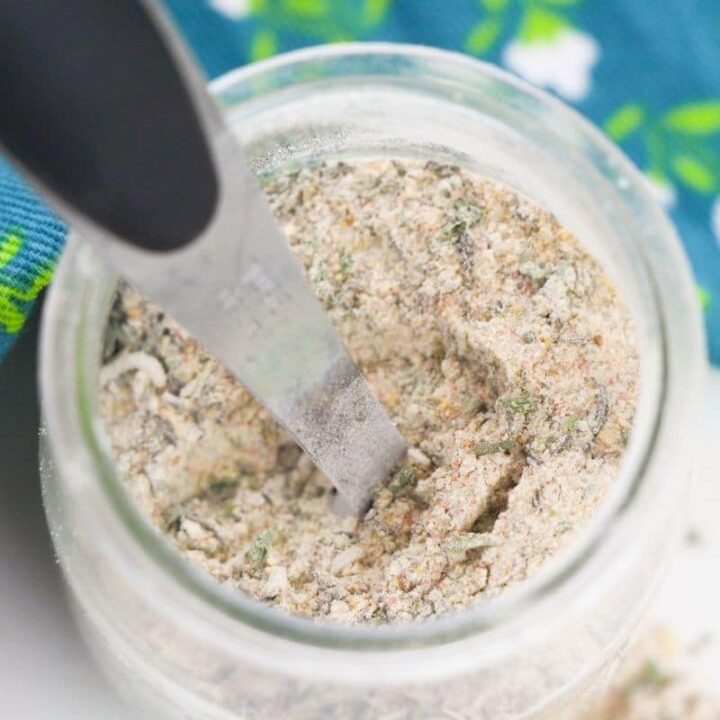 salt free seasoning mix in a glass jar