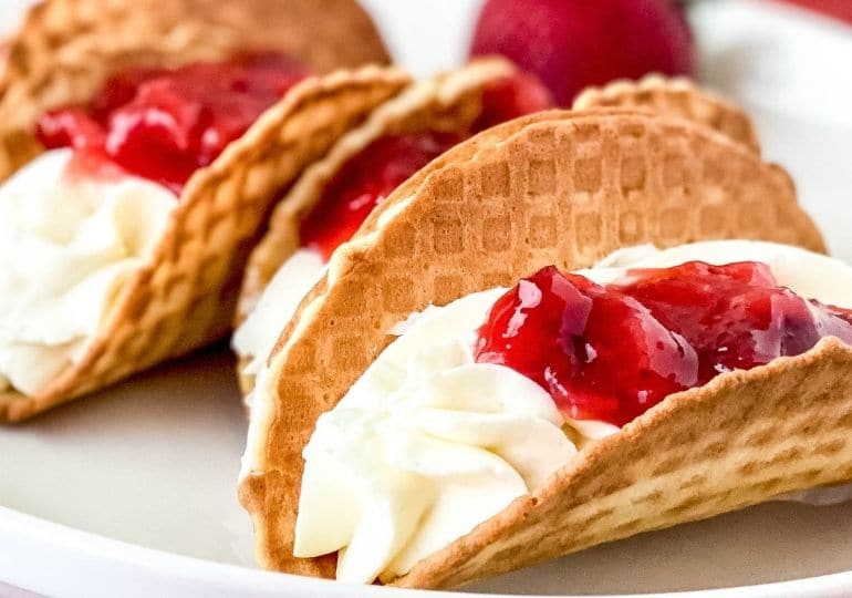 cheesecake tacos on a shell