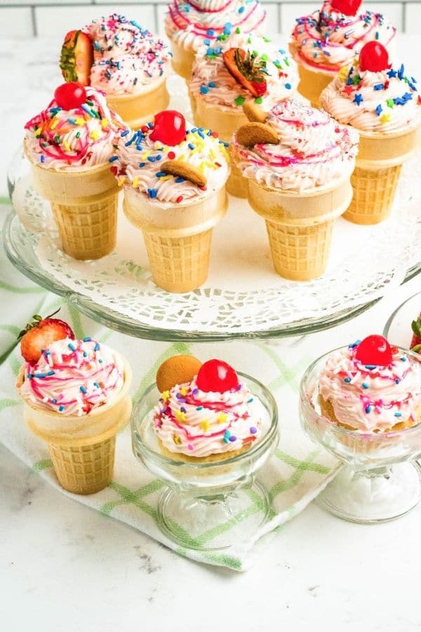 Ice Cream Sundae Cupcakes in Waffle Bowls - Ice Cream Cupcake