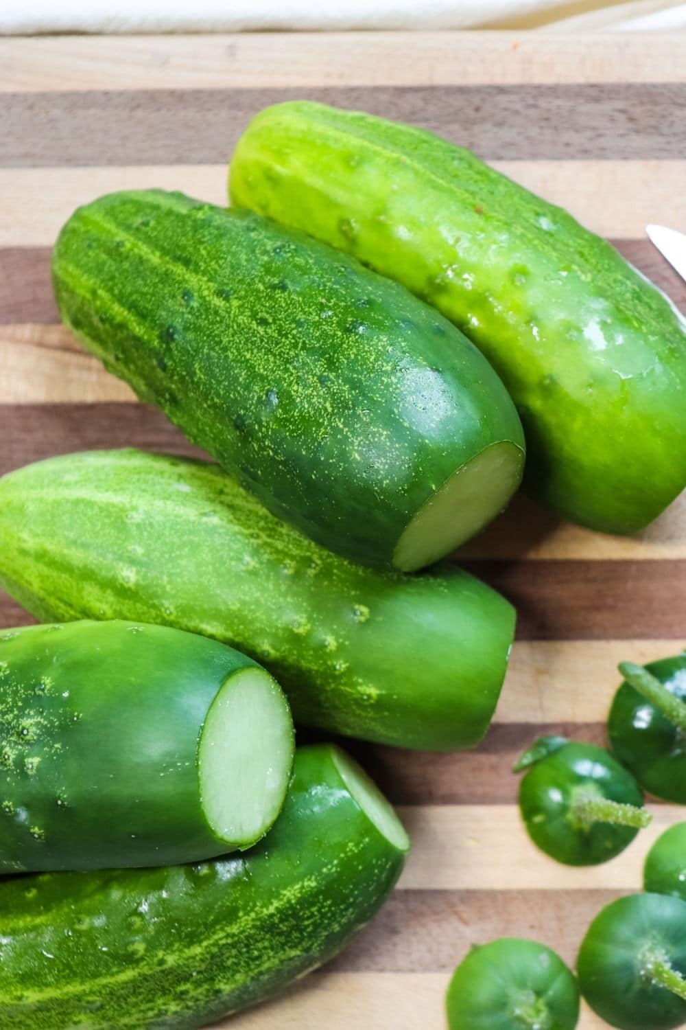 Crunchy Dill Pickle Recipe With Canning Directions • Bake Me Some Sugar