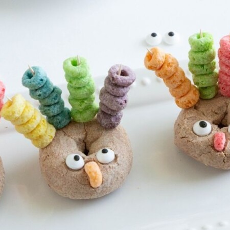 easy donut turkeys on tray