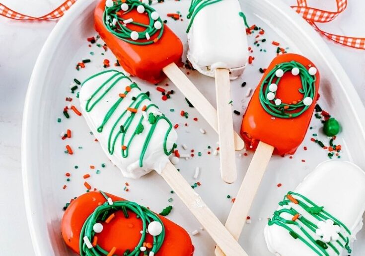 Festive Christmas Cakesicles Recipe • Bake Me Some Sugar