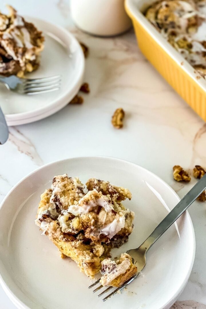 TikTok Cinnamon Roll Dump Cake Recipe • Bake Me Some Sugar