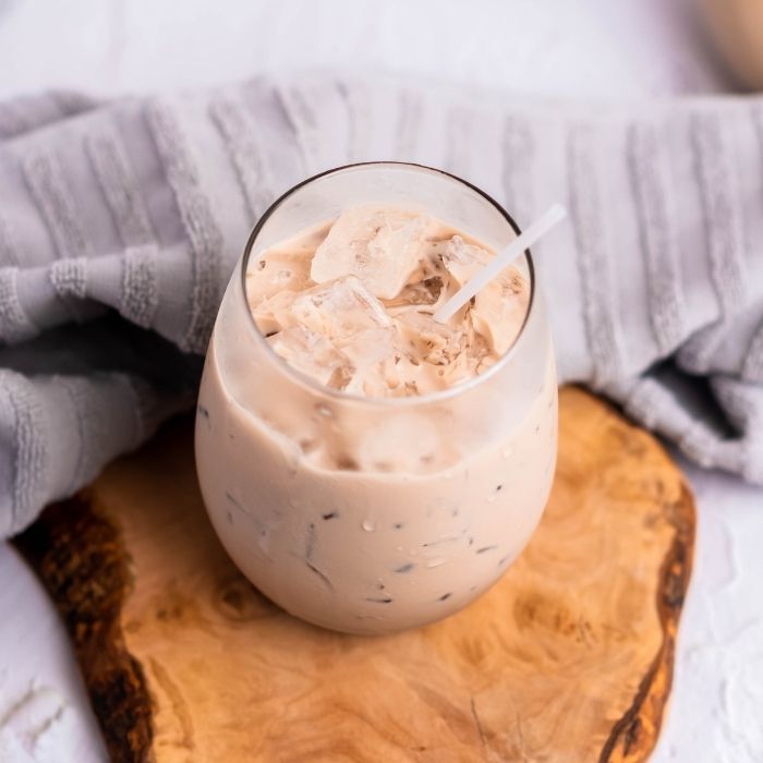 irish cream Baileys on table