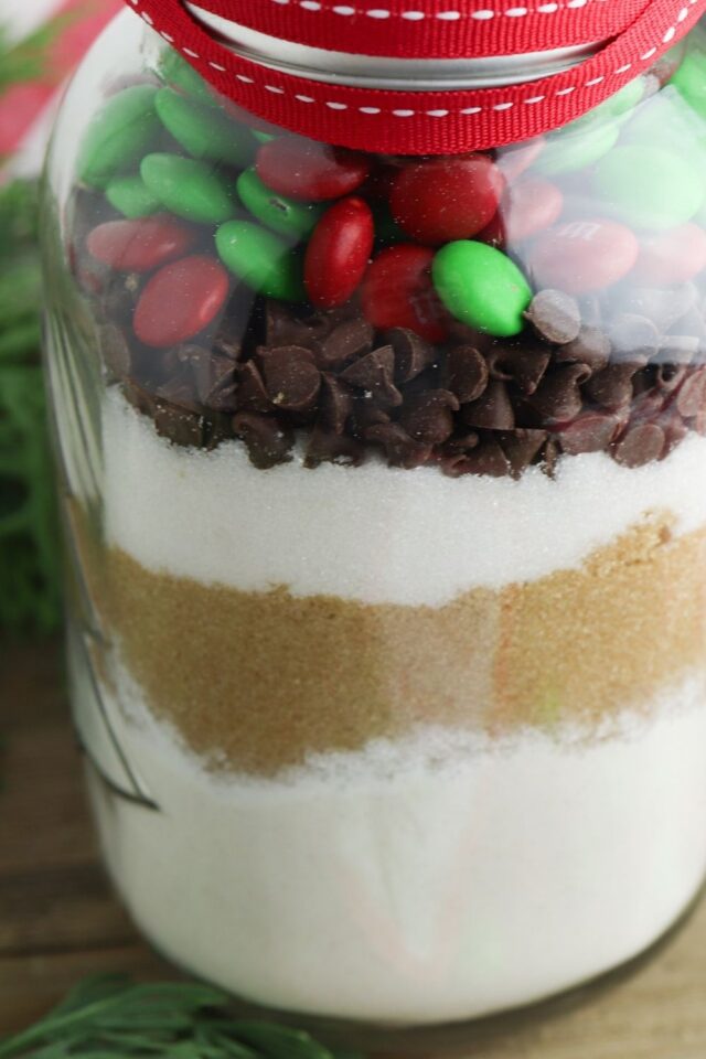 Christmas M&M Cookie Mix In A Jar Recipe • Bake Me Some Sugar