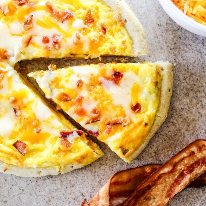 Easy Ninja Foodi Breakfast Pizza