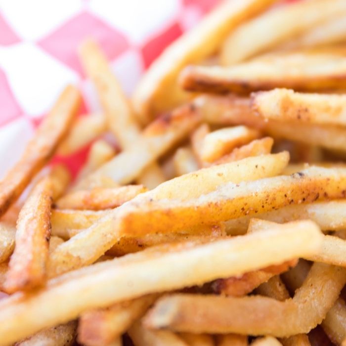 https://bakemesomesugar.com/wp-content/uploads/2022/05/frozen-fries-on-Blackstone.jpg