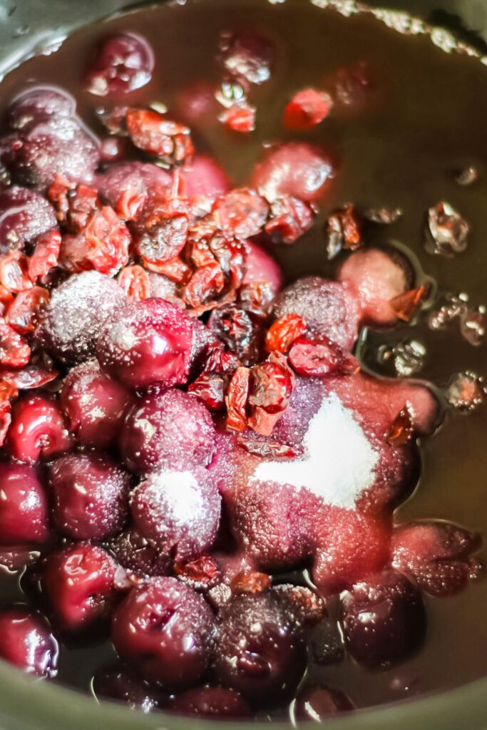 cherry jubilee ingredients in crockpot 