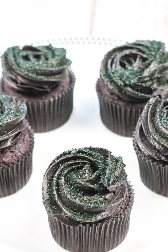 black cocoa cupcakes 